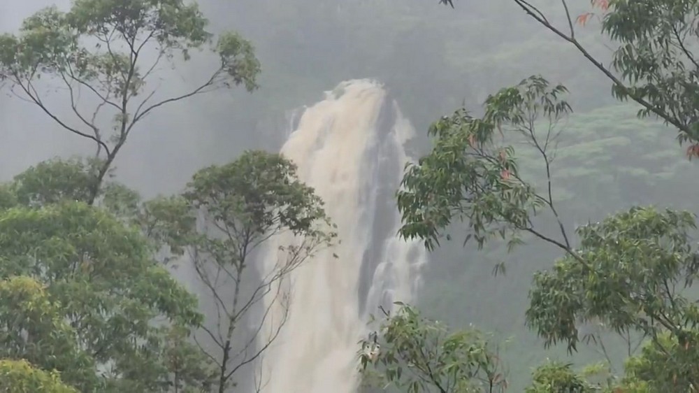 ඉහළ කොත්මලේ ජල පෝෂක ප්‍රදේශවලට තද වැසි