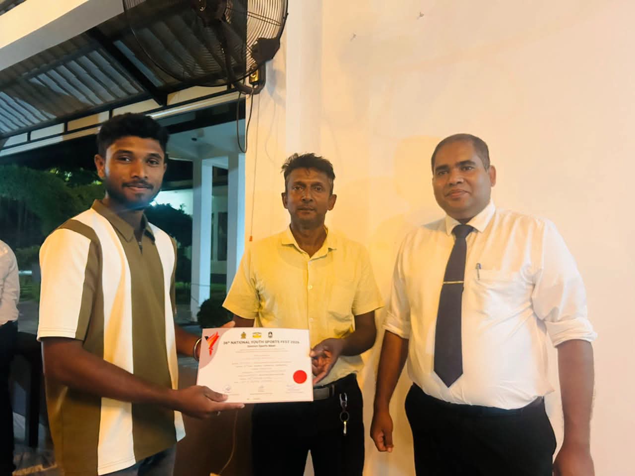 අනුරාධපුර යෞවන ක්‍රීඩා උළෙලේ ශූරතාව දිනූ තලාවේ ක්‍රීඩකයින් ඇගයේ...